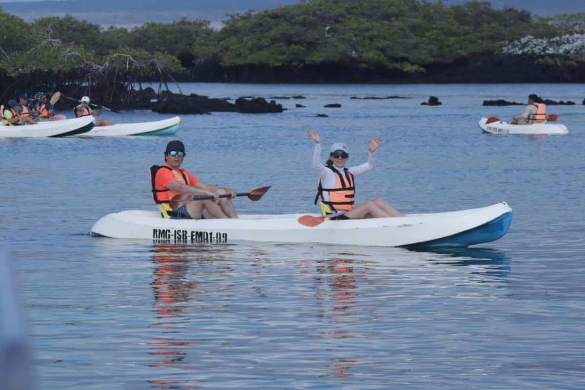Kayak-Galapagos-Islands-SmartGalapagos